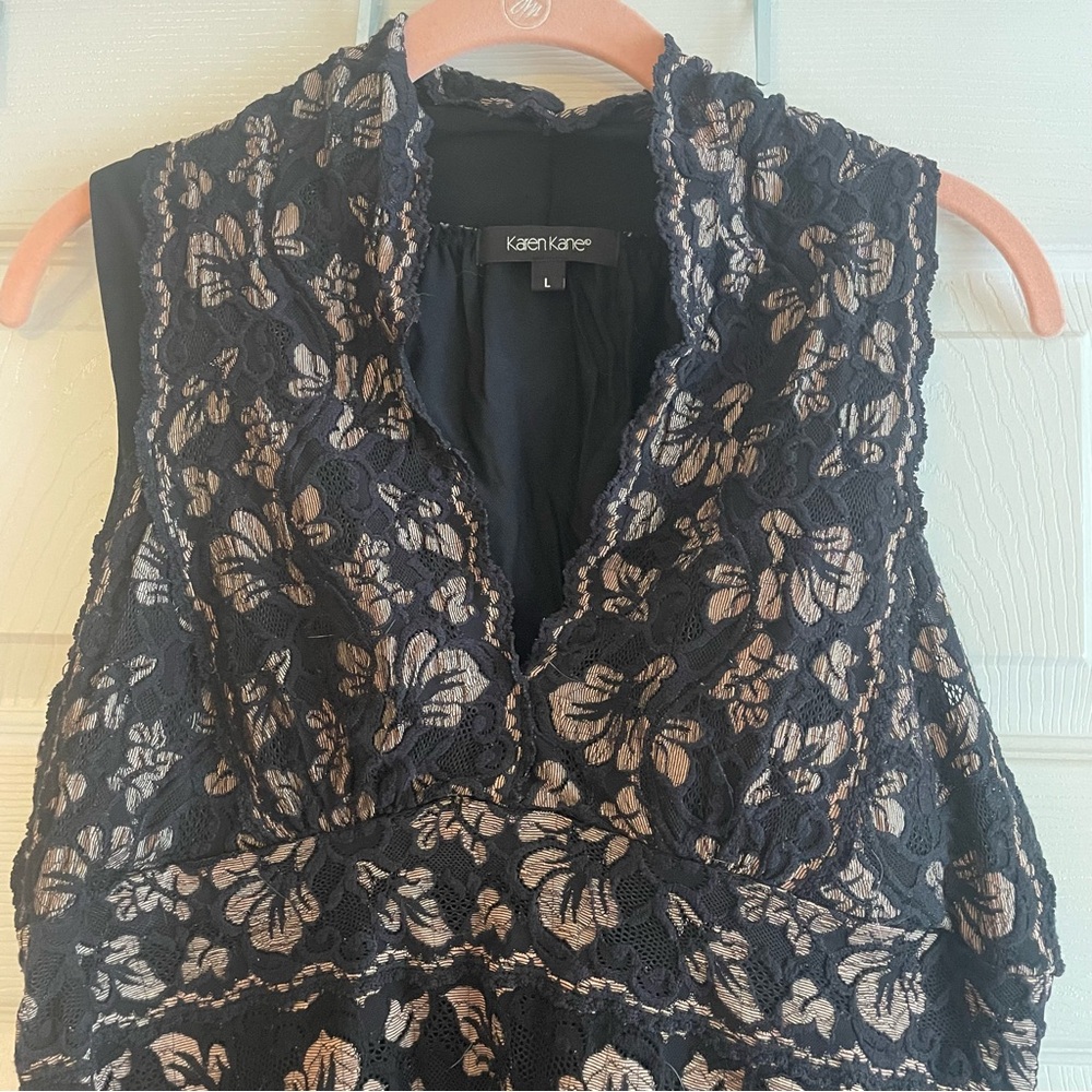 Karen Kane Large Black Tan Floral Lace Sleeveless Top - Picture 2 of 12